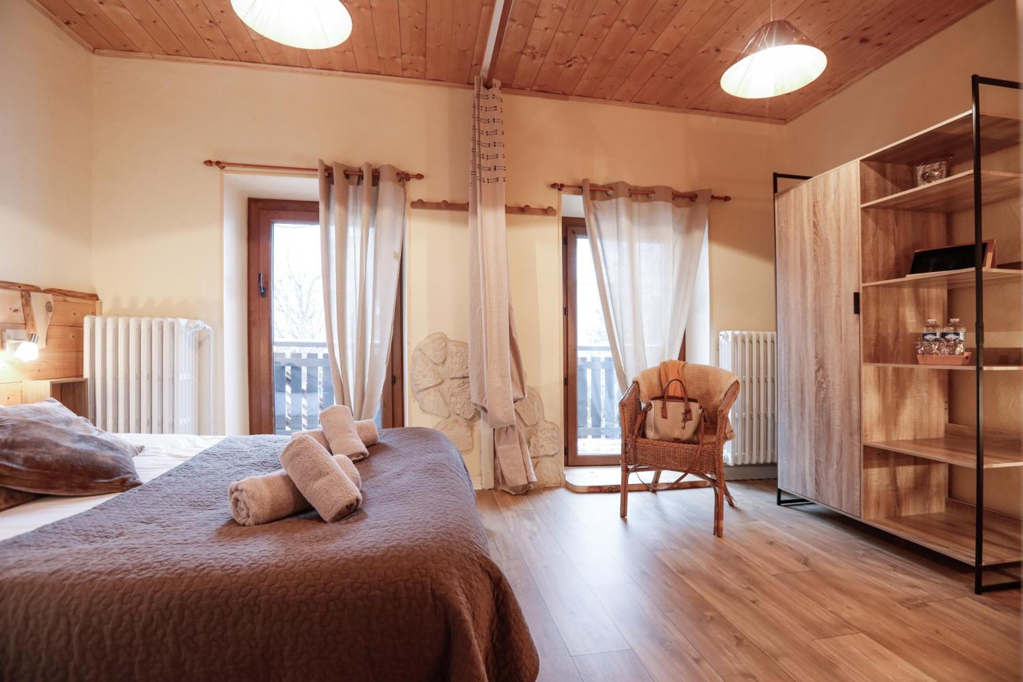 Auberge Des Deux Moucherolles Corrençon-en-Vercors Εξωτερικό φωτογραφία